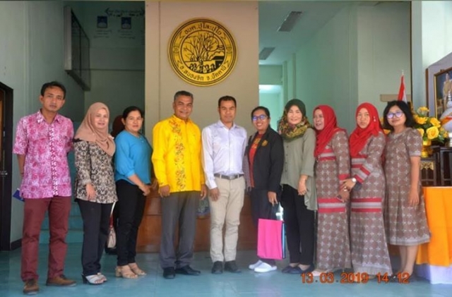 สำนักงานท้องถิ่นจังหวัดปัตตานีนำโดยท้องถิ่นจังหวัดปัตตานีและคณะออกนิเทศน์และติดตามการปฏิบัติงานขององ