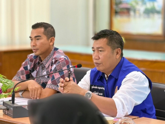 ร่วมประชุมหารือและแนวทางแก้ไขปัญหา กรณี ได้รับความเดือดร้อนจากการถมดินปิดทางระบายน้ำ